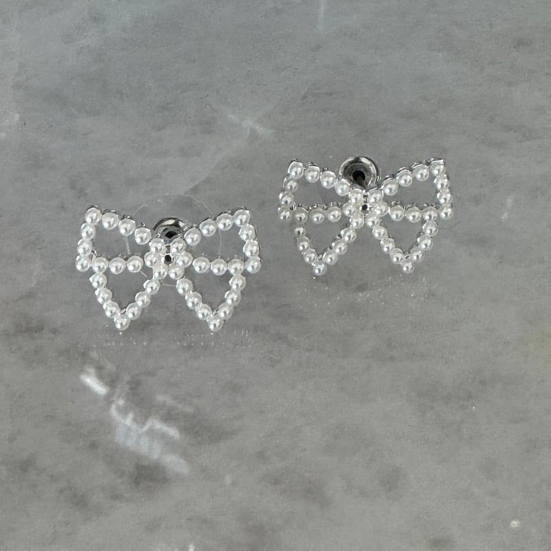 Silver Pearl Bow Stud Earrings T-Shirts, Hoodie, Sweatshirt | WearSparks.com
