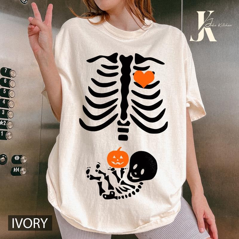 Skeleton Halloween Maternity Shirt, Funny Pregnancy Announcement Shirt 2023, Pregnant Women Costume, Fall New Mom...
