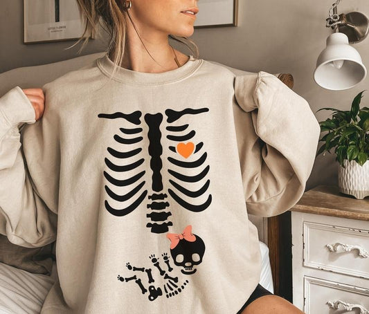 Skeleton Halloween Maternity Sweatshirt New Baby Girl Pregnancy Announcement Shirt 2024 Pregnant Women Costume Mom...