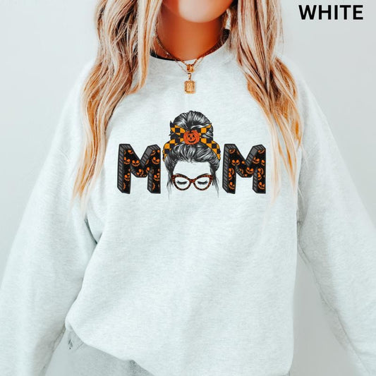 Spooky Season Crewneck, Halloween Mom Sweatshirt, Oversized Halloween Graphic Crewneck, Cotton Pullover Spooky Season...