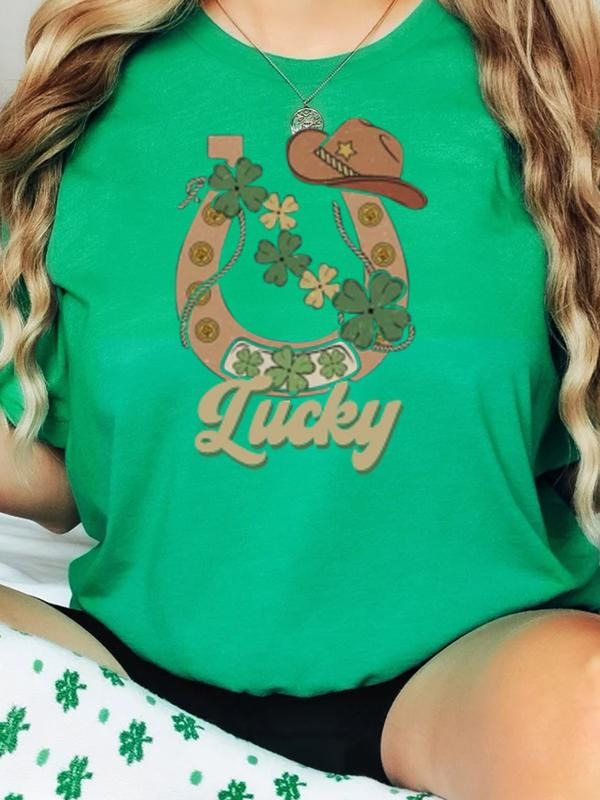 St. Patrick's Day | Lucky Horseshoe Tee Hoodie, Sweatshirt | WearSparks.com