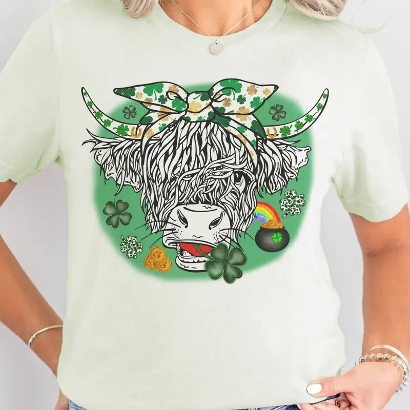 St. Patricks Day Highland Cow Tee St. Pattys Clover Bandana Cow Tshirt Cute Bandana Rainbow Clover Country Cow T-Shirt...