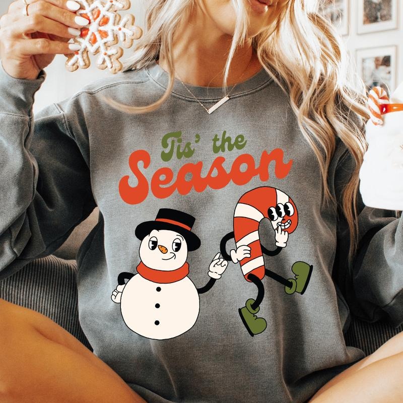 TIS THE SEASON FROSTY AND CANDY CANE CREWNECK ( CHRISTMAS CREWNECK HOLIDAY CREWNECK SWEATSHIRT, RUNS TRUE TO SIZE GO UP...