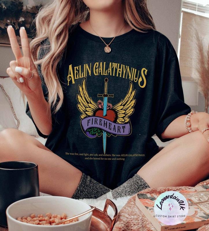 Throne Of Glass Shirt, Aelin Galathynius Shirts, Fireheart Aelin T Shirt, Kingsflame The Thirteen Hoodie, Sweatshirt