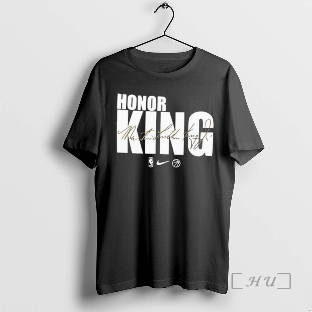 Trending Lakers Player Wearing Honor King Mlk The Time Is Always Right To Do What T-Shirts, Hoodie, Sweatshirt