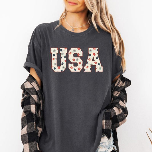 USA Flowers, Minimalist, Patriotic, America, 4th of July Tshirt, Women's Comfort Colors Tee Hoodie, Sweatshirt