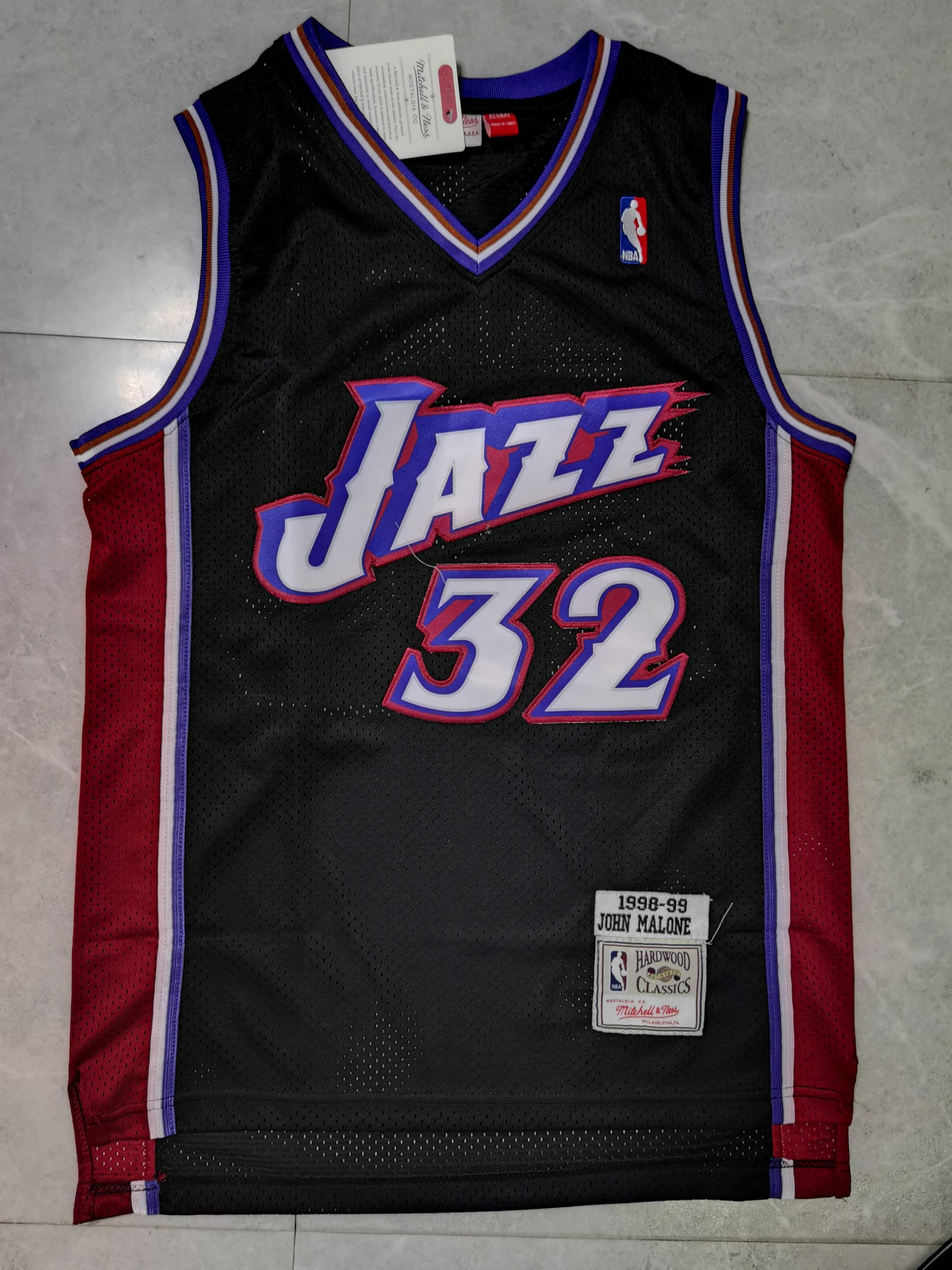 Utah Jazz #32 Karl Malone Jazz Team 32# Karl - Malone Black Retro Jersey Style 4