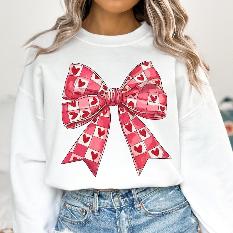 Valentines Day Heart Coquette Bow Sweatshirt Checkered Valentine , Retro Valentine , Valentine mama , Coquette , Love ,...