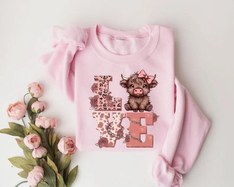 Valentines Highland Cow Sweatshirt, Love Sweater, Highland Cow Valentines Sweatshirt, Western Valentine Shirt, Cow Lover,...