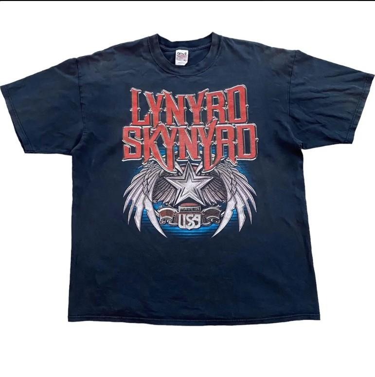 Vintage 2004 Lynyrd Skynyrd Vicious Cycle Tour Tee Hoodie, Sweatshirt | WearSparks.com