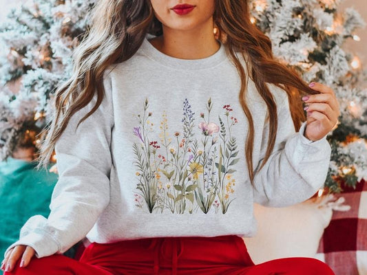 Vintage Floral Sweatshirt, Pressed Flowers Sweatshirt, Wildflowers Cottagecore, Vintage Botanical Sweater, Pastel Floral...