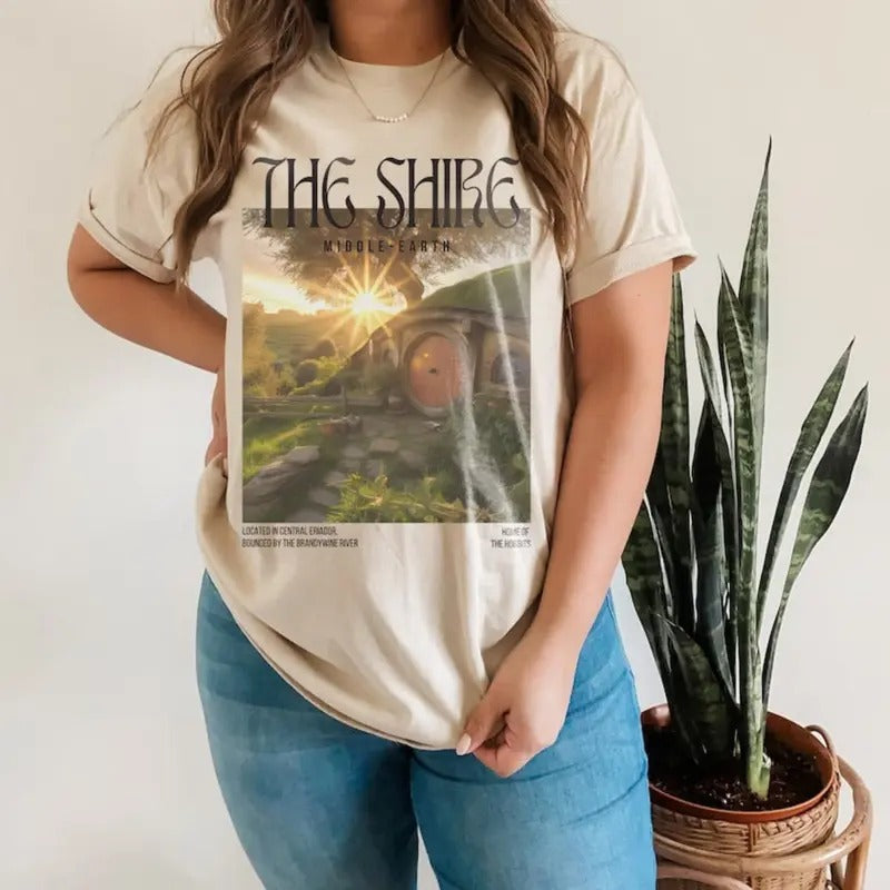 Vintage Middle Earth The Shire Graphic Tee - Home of The Hobbits - Lord of The Rings - J.R.R. Tolkien - Men's Top