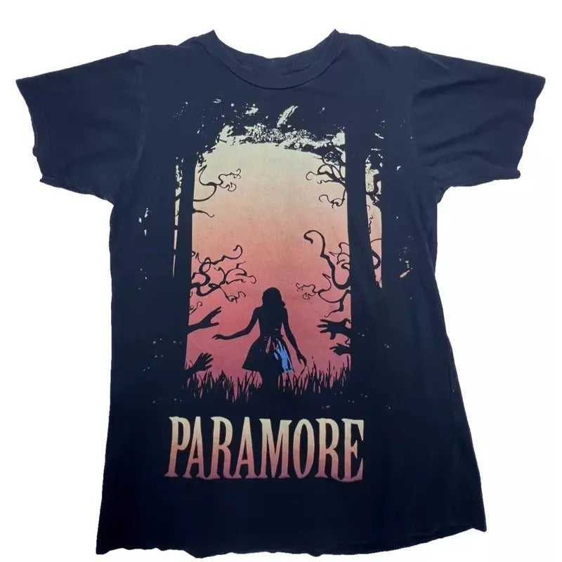 Vintage Paramore Concert Alternative Rock n Roll Band Tshirt Hoodie, Sweatshirt | WearSparks.com