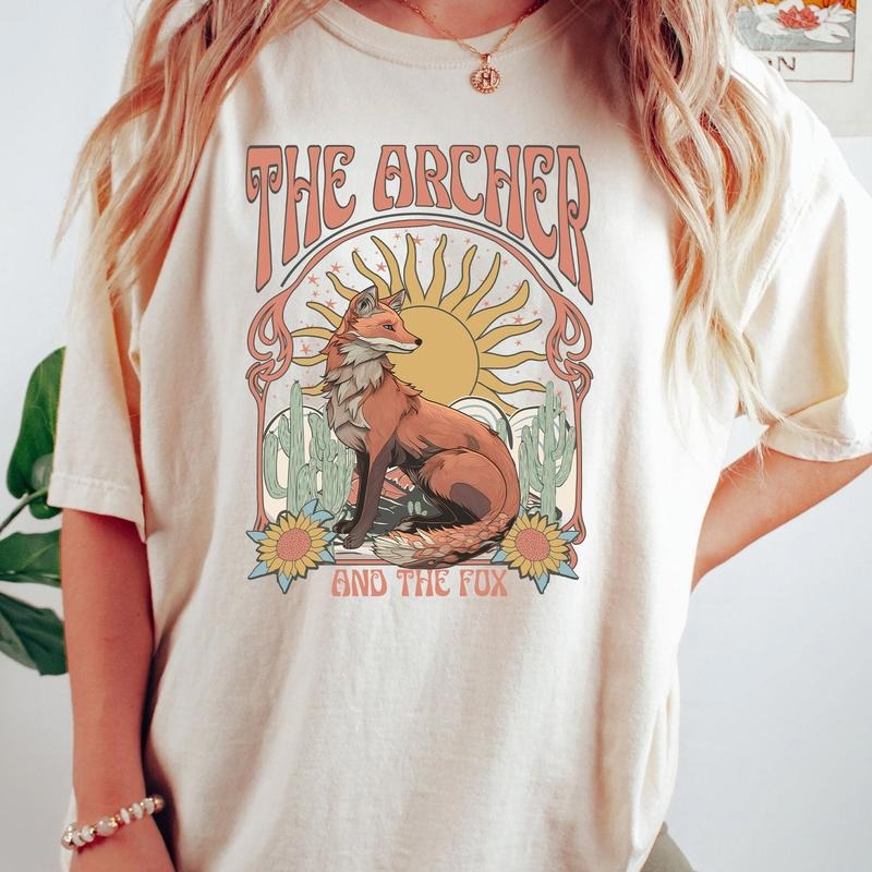 Vintage The Archer And The Fox Shirt. Once Upon A Broken Heart Shirt. Little Fox Shirt. Bookish tshirt. Fantasy Books...