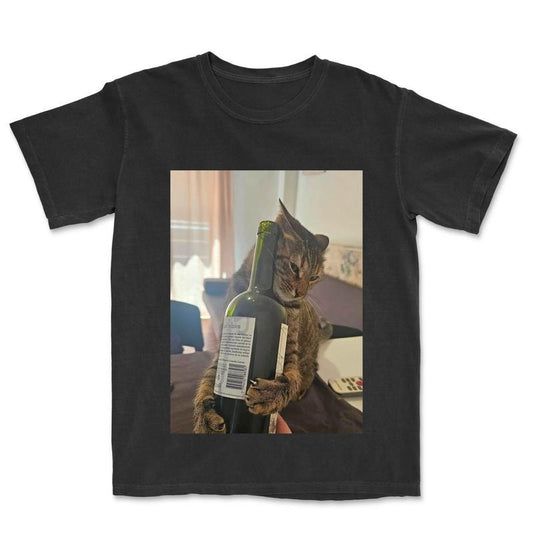 Wine Drinking Cat Drunk Cat Funny Cat Art T-Shirt, Cat Love Vintage Graphic Tee, Cute Cat Shirt, Women's T-shirts...