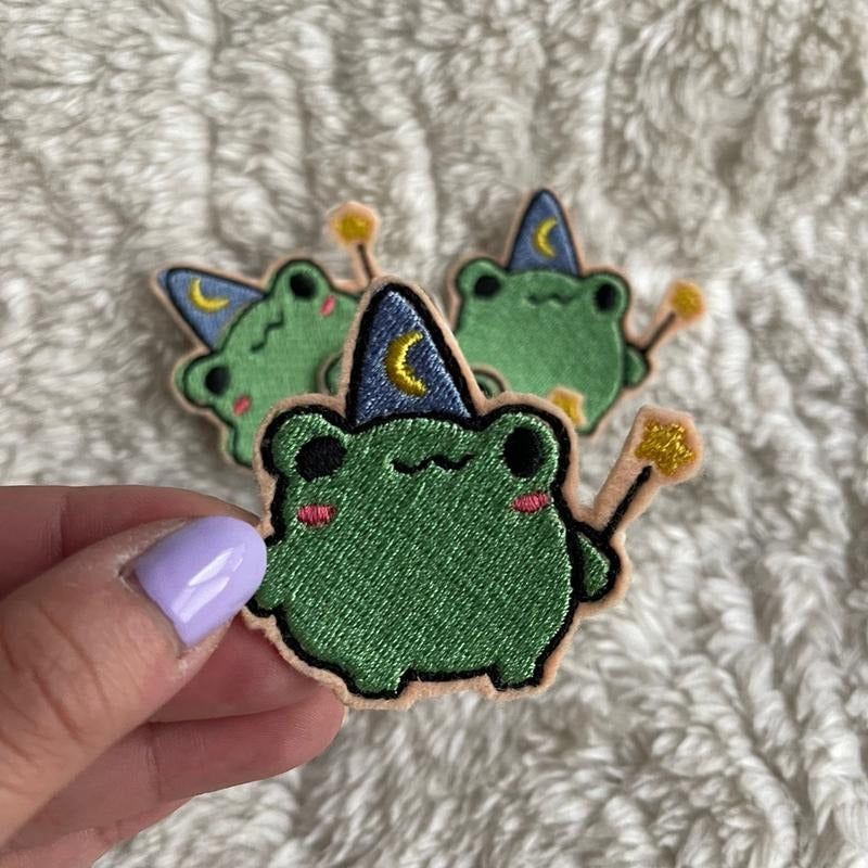 Wizard Frog Iron On Patch T-Shirts, Hoodie, Sweatshirt | WearSparks.com