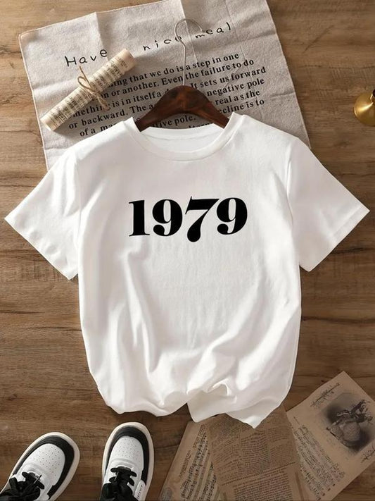 Women's 1979 Year Number Print Round Neck Tee, Fashion Casual Short Sleeve T-shirt for Daily Wear, Ladies Clothes for All...