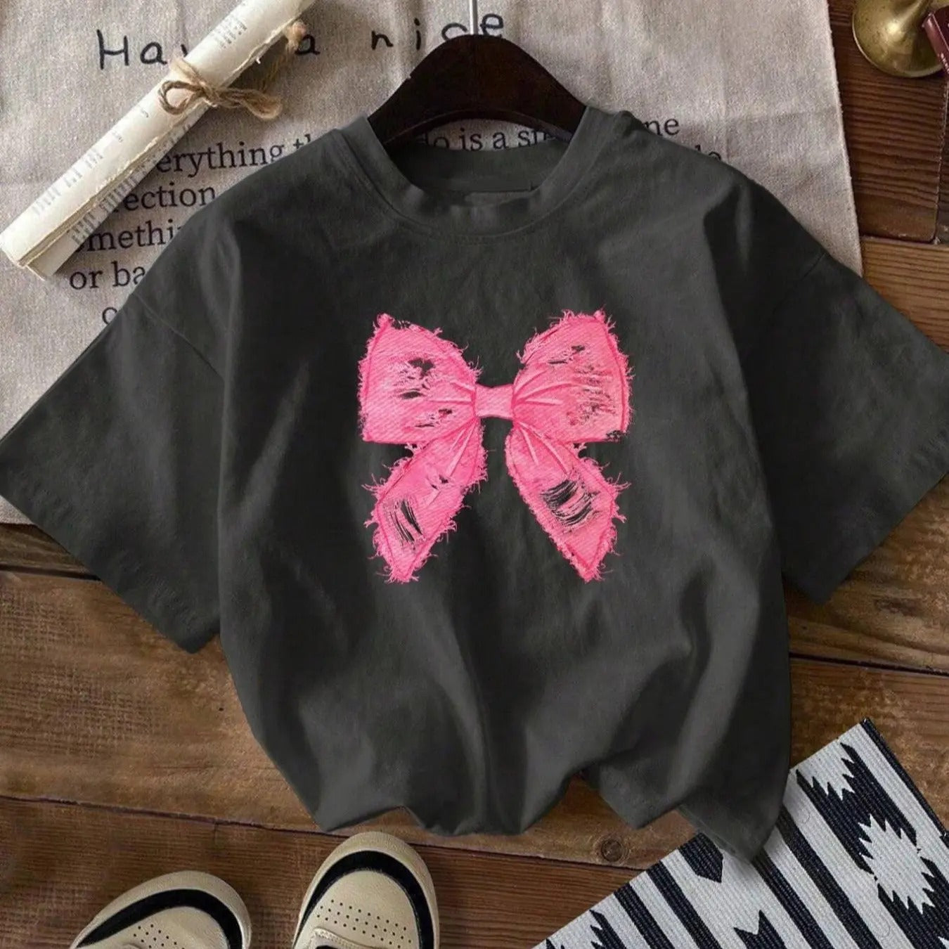 Women's Bow Print Round Neck Tee, Fashion Casual Short Sleeve T-shirt, Ladies Summer Clothes for Daily Wear Hoodie,...