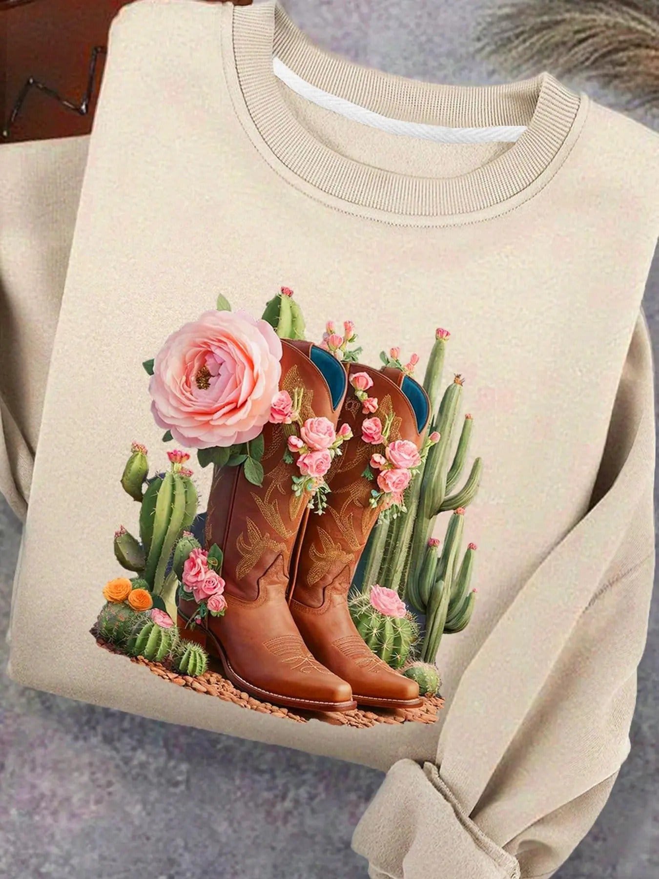 Women's Cactus & Boots Print Round Neck Sweatshirt, Casual Long Sleeve Pullover for Fall & Winter, Women's Clothes for...