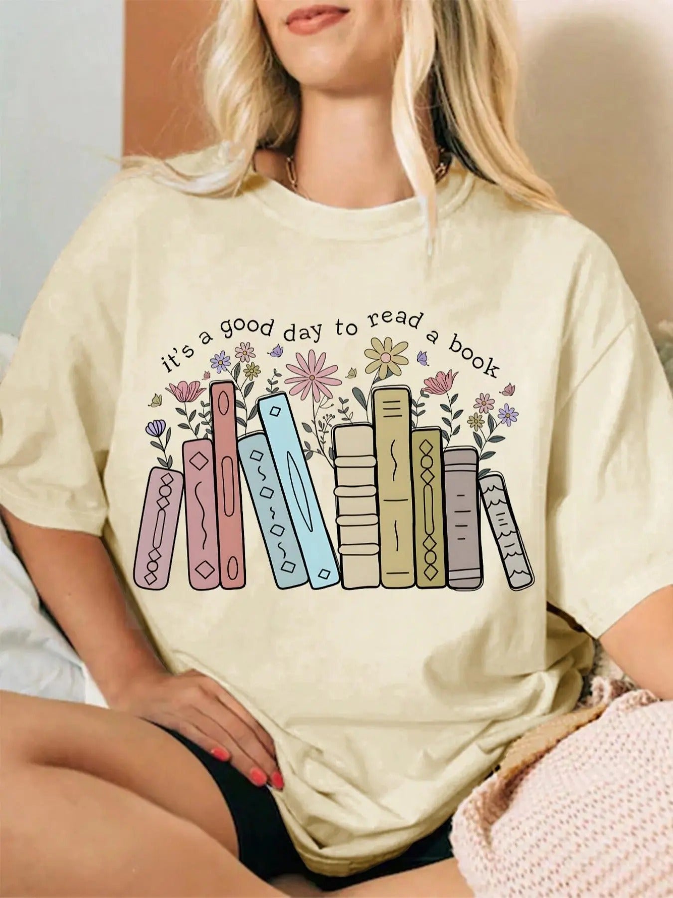 Women's Floral Book & Letter Print Round Neck Tee, Casual T-shirt for Summer, Women's Top for Daily Wear Hoodie, Sweatshirt