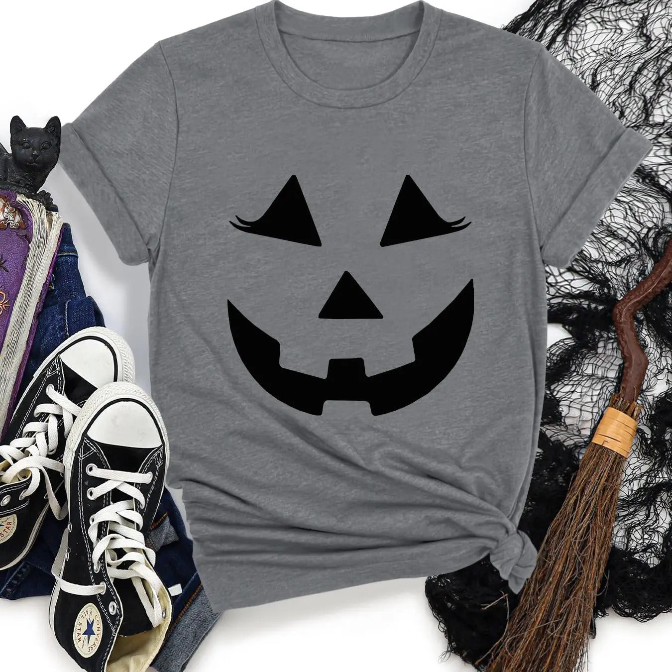 Women's Halloween Print Round Neck Tee, Casual Short Sleeve Crew Neck T-shirt for Daily Wear, Ladies Clothing for All...