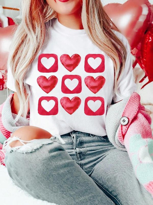 Women's Heart Print Round Neck Tee, Fashion Casual Crew Neck T-Shirt for Daily Holiday Vacation Outdoor Wear, Ladies...