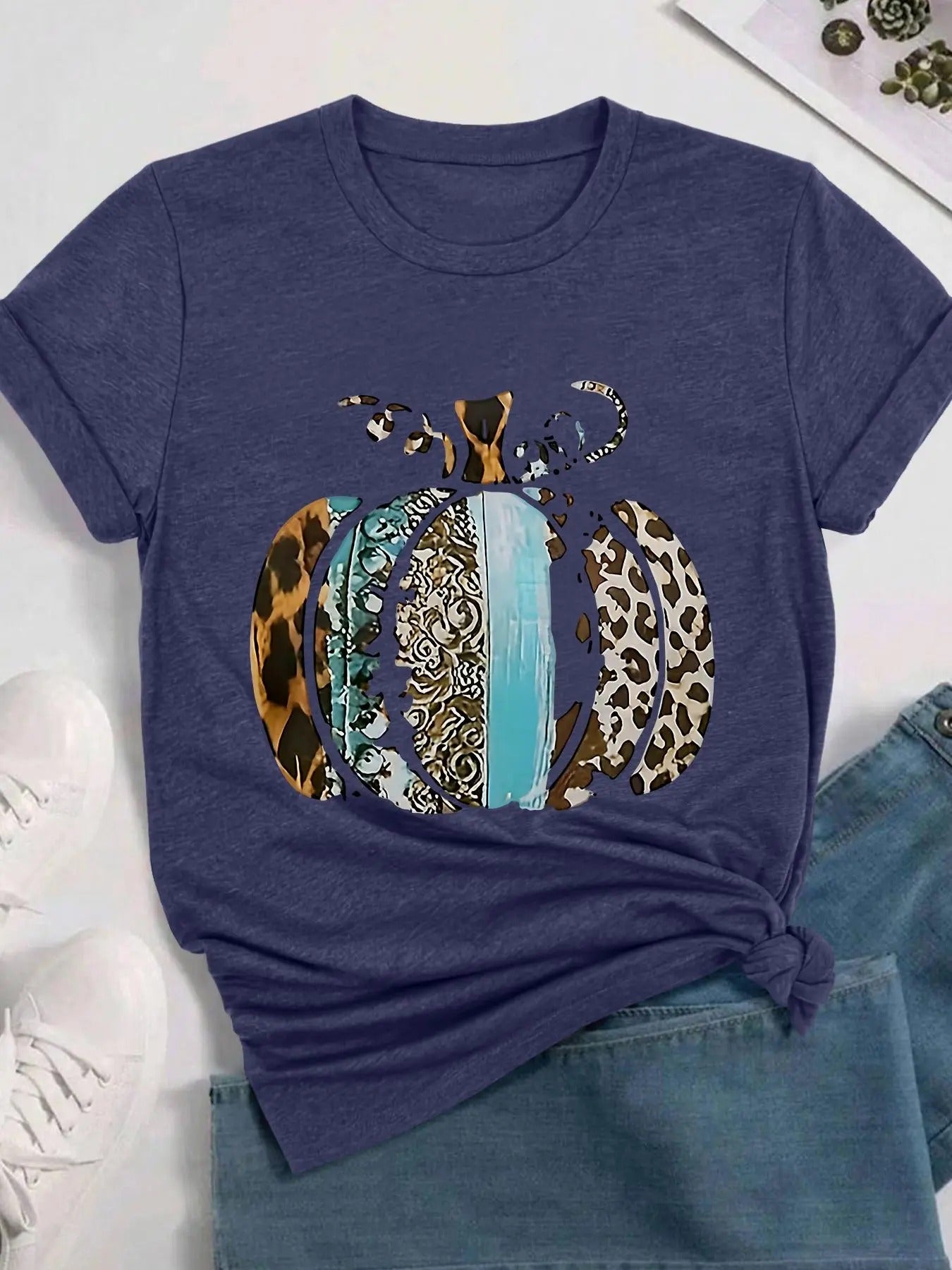 Women's Leopard & Pumpkin Print Round Neck Tee, Fashion Casual Crew Neck Short Sleeve T-shirt for Daily Holiday Vacation...
