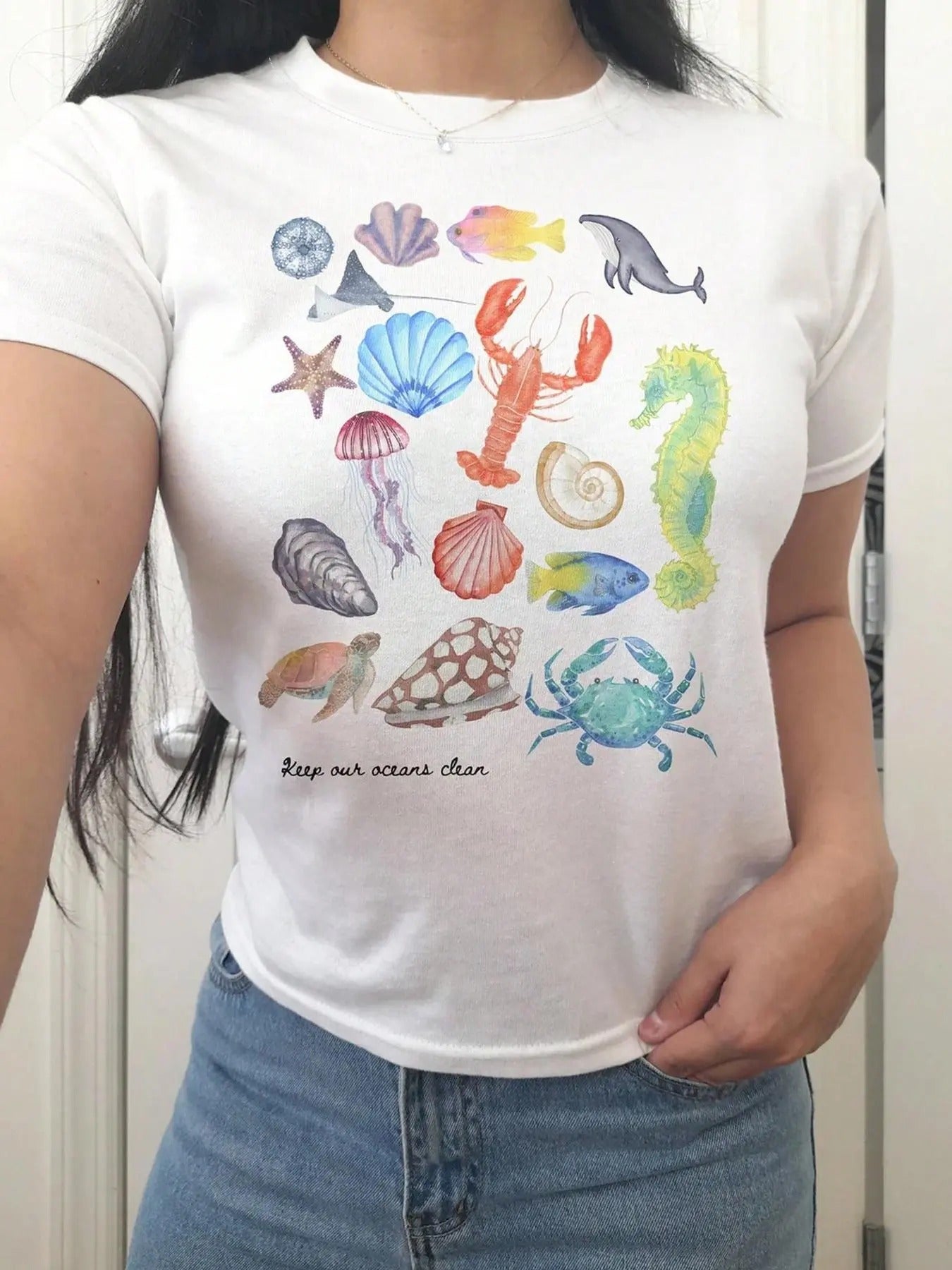 Women's Sea Life Print Round Neck Tee, Casual Short Sleeve Crew Neck T-shirt for Daily Wear, Ladies Clothes for All...