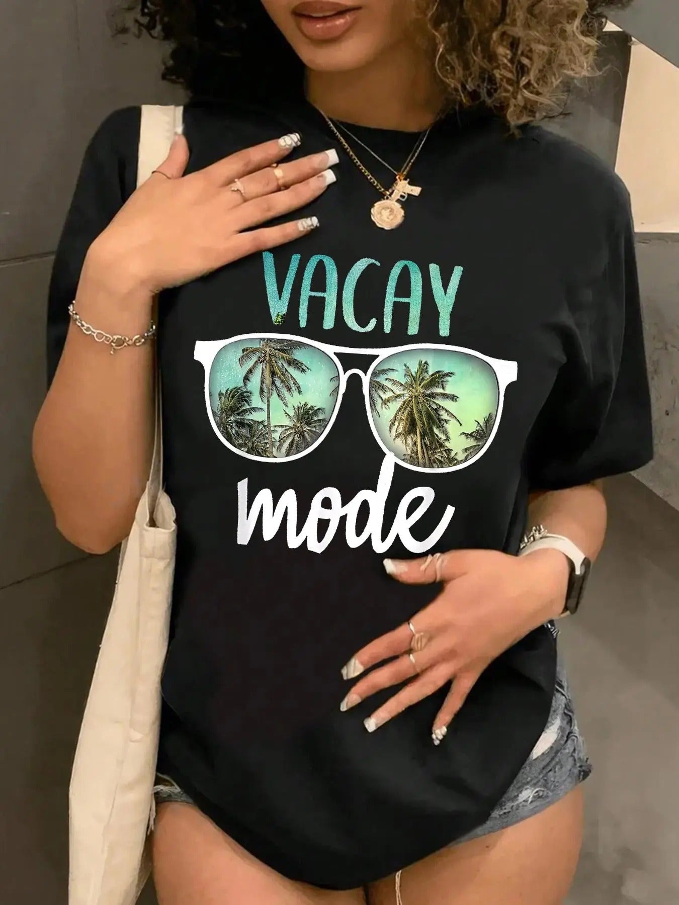 Women's Sunglasses & Letter Print Round Neck Tee, Trendy Casual Short Sleeve T-Shirt for Daily Wear, Ladies All Seasons...