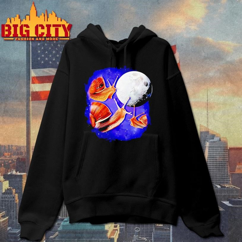 Yearning Snails Graphic Shirt