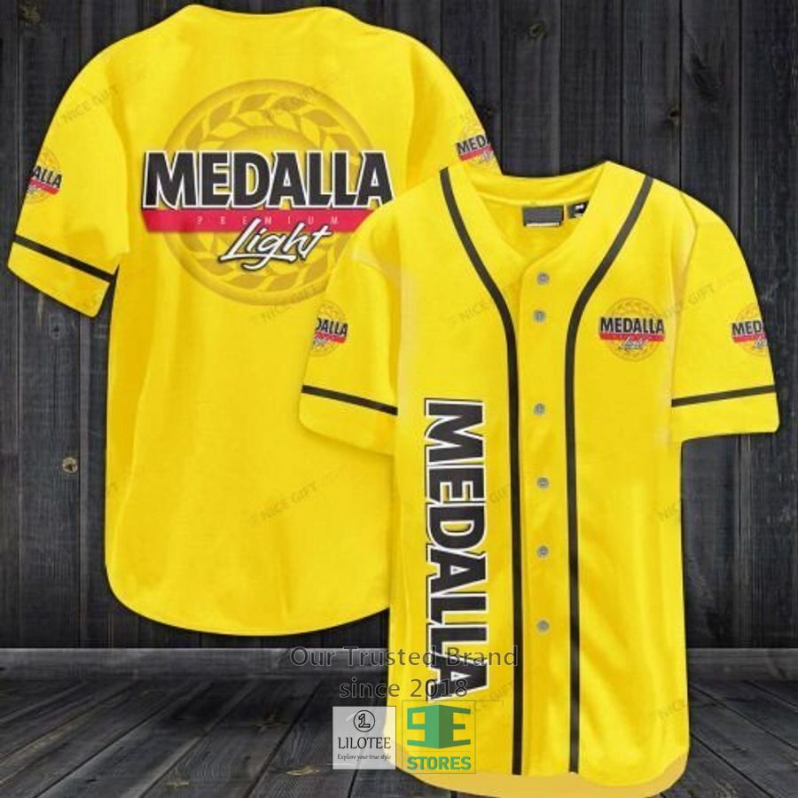 Medalla Light Baseball Jersey